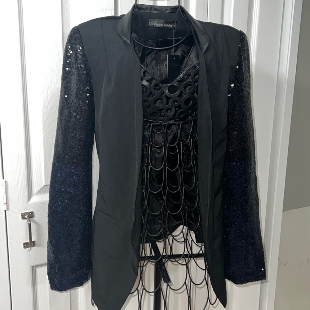 Auxo Collection | formal jacket